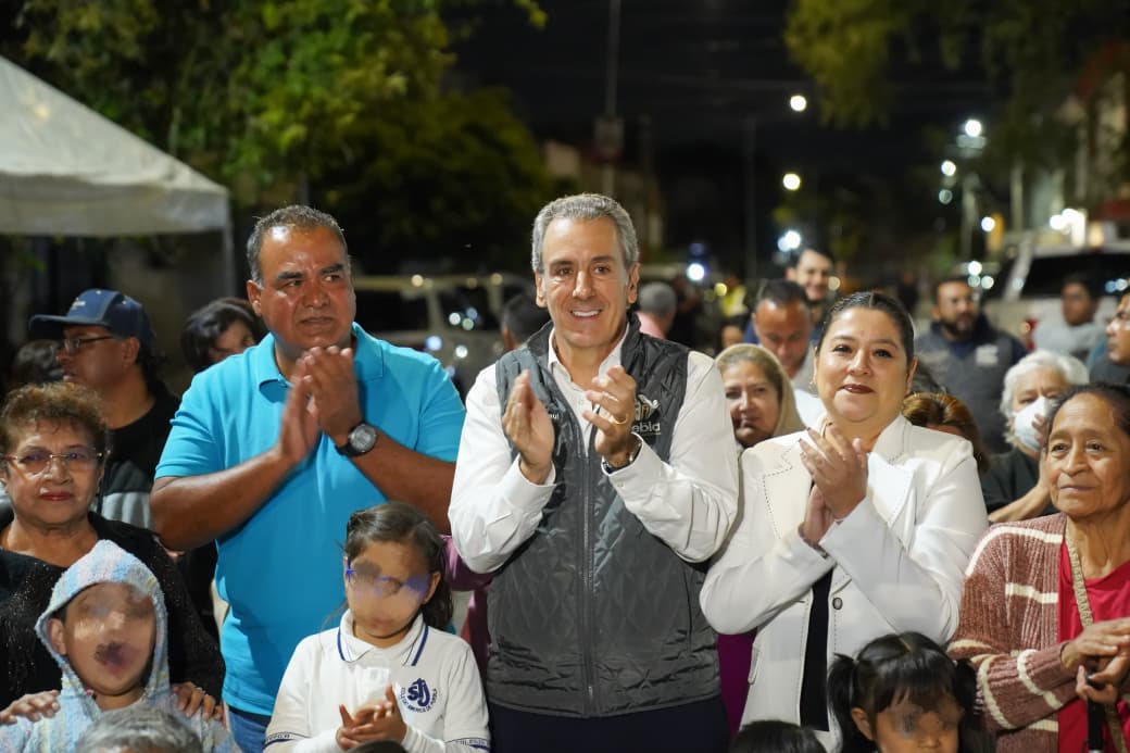 Inaugura Pepe Chedraui modernización de luminarias LED en San Baltazar Campeche