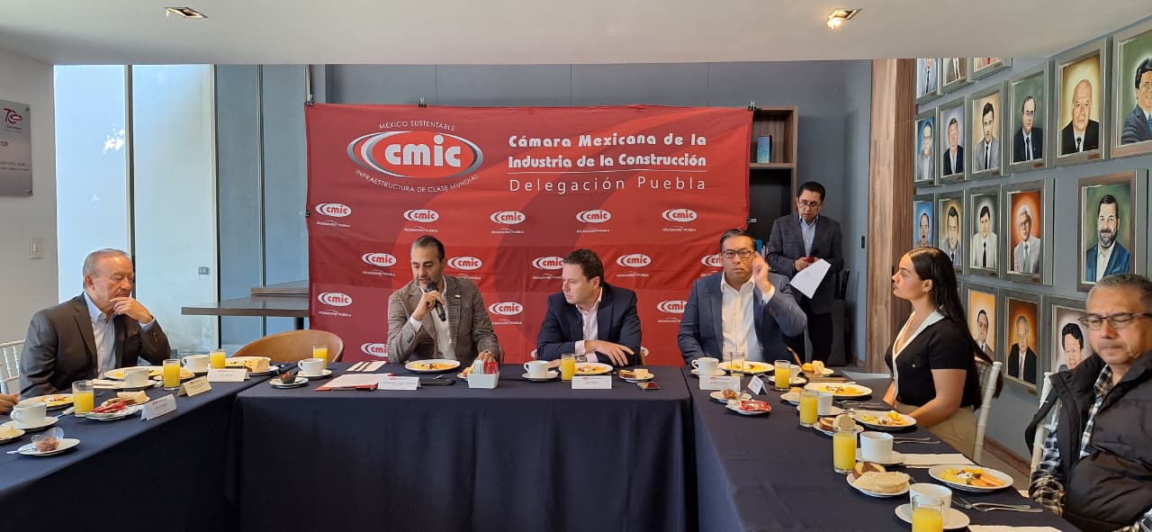 CMIC Puebla y Agua de Puebla sellan frente común por una obra hídrica de calidad