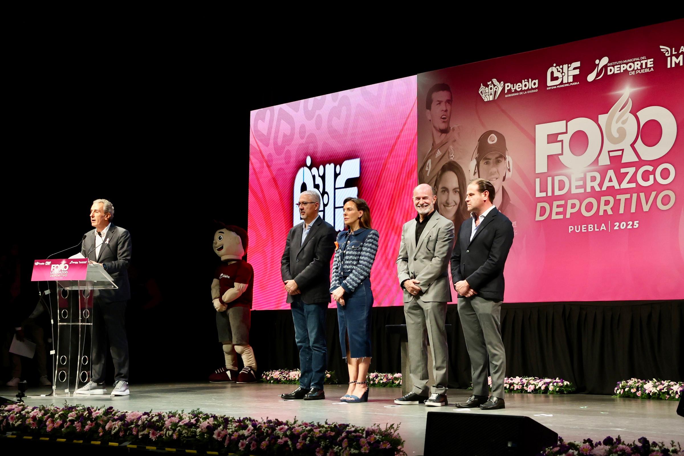MariElise Budib y Pepe Chedraui inauguraron el Foro de Liderazgo Deportivo 2025