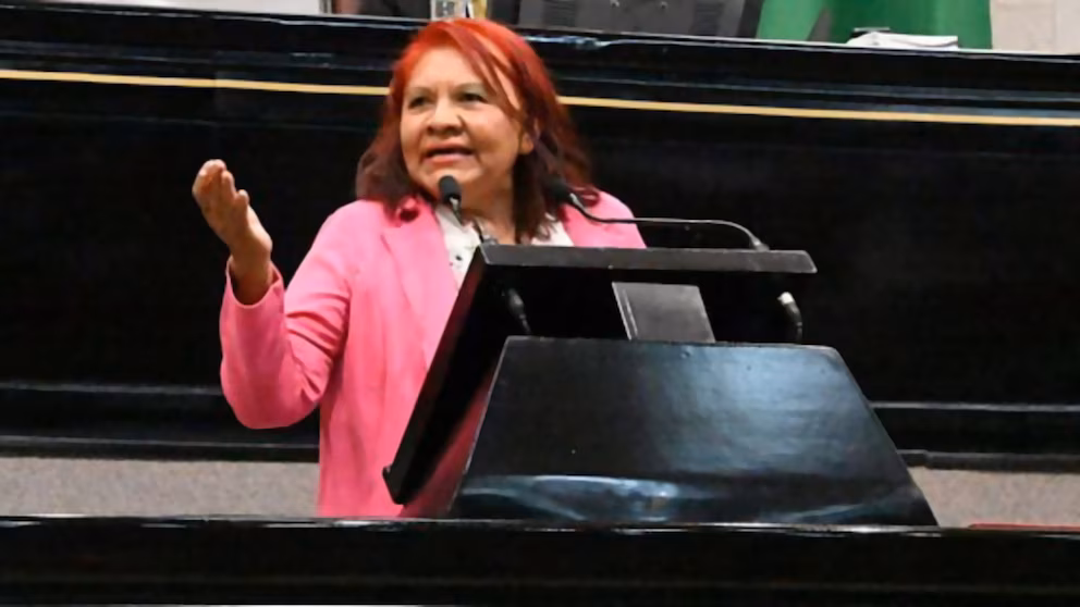 Diputada causa polémica al afirmar que científicos crearon nave para llevar café veracruzano a Marte