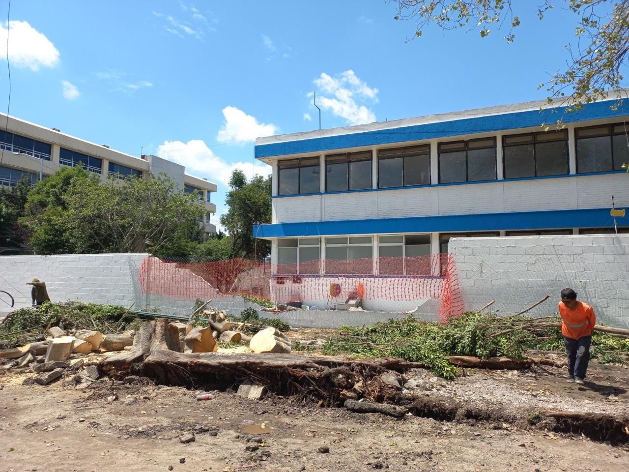 Atiende CAPCEE la reconstrucción de escuela en Puebla capital por temporada de lluvias