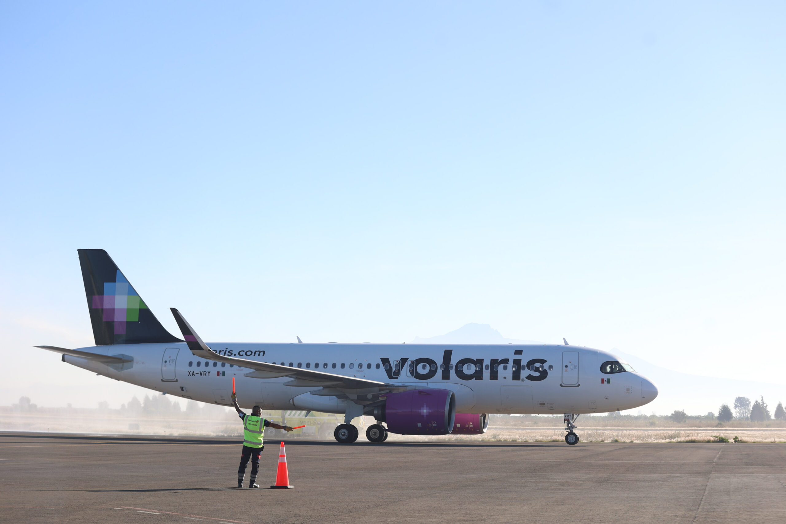 SEDETRA inaugura vuelo Puebla–Guadalajara con Volaris