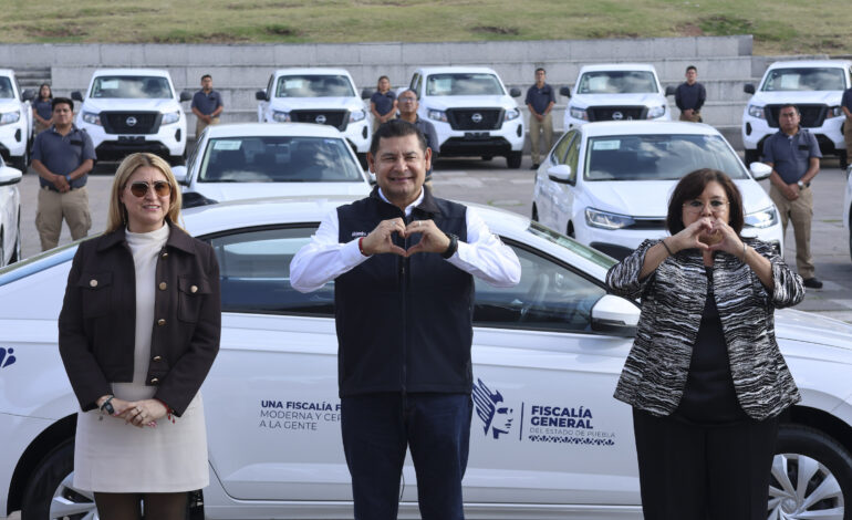 Fiscalía de Puebla refuerza su capacidad operativa con nuevas unidades y más agentes ministeriales