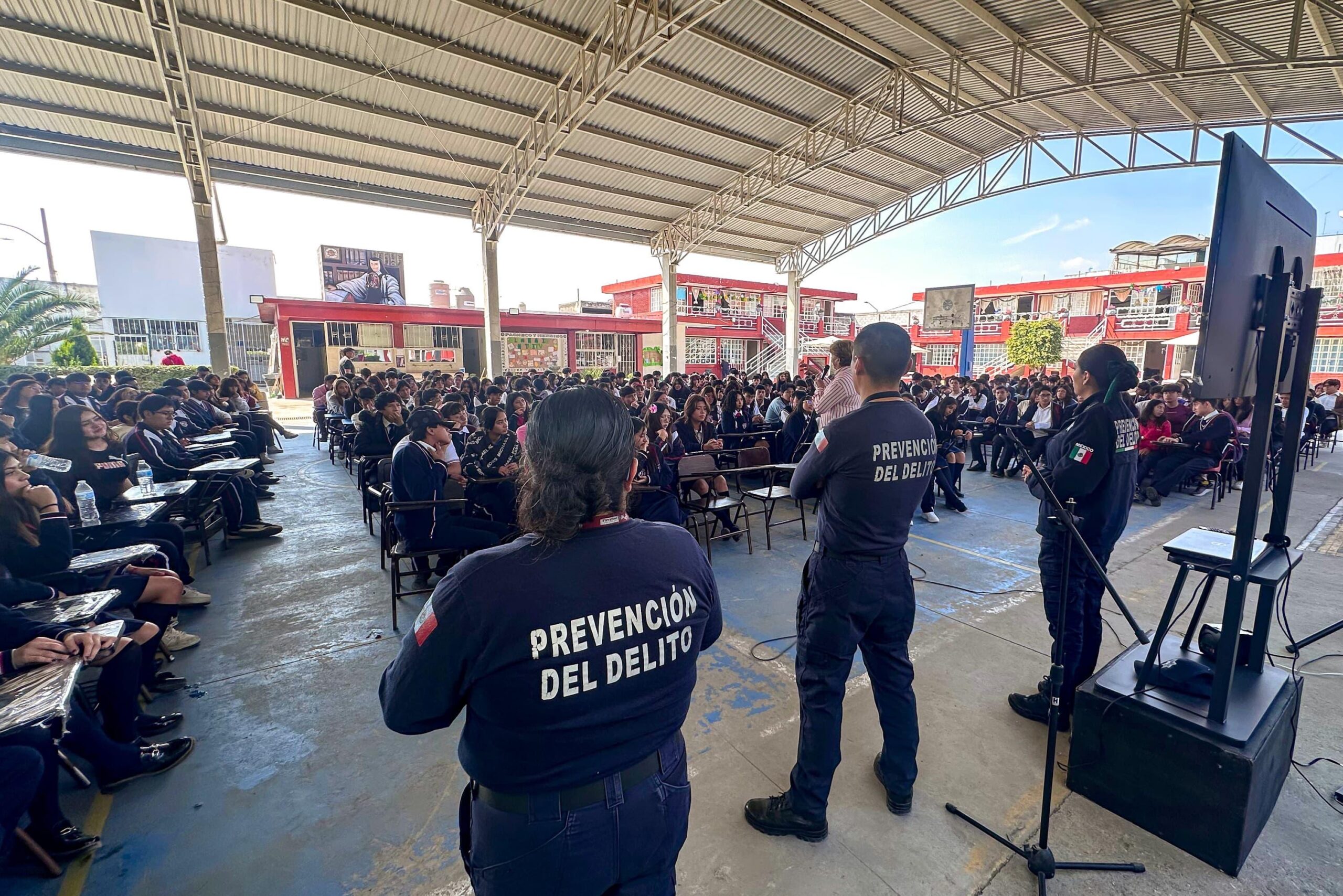 IJMP imparte pláticas de prevención a más de 400 estudiantes