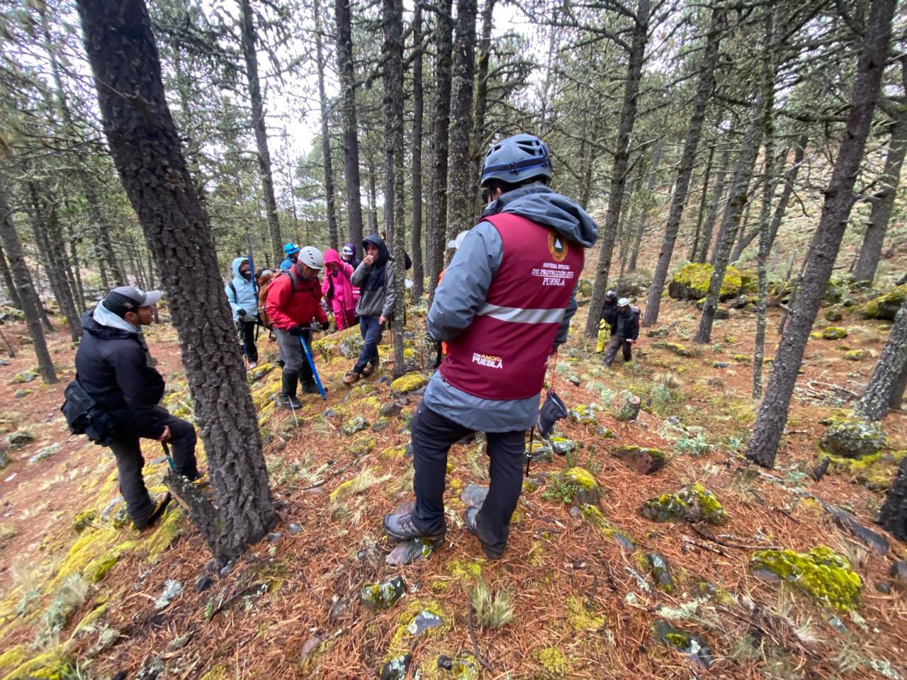 ¡Están vivos! Gobierno de Puebla rescata a 10 alpinistas en el Citlaltépetl