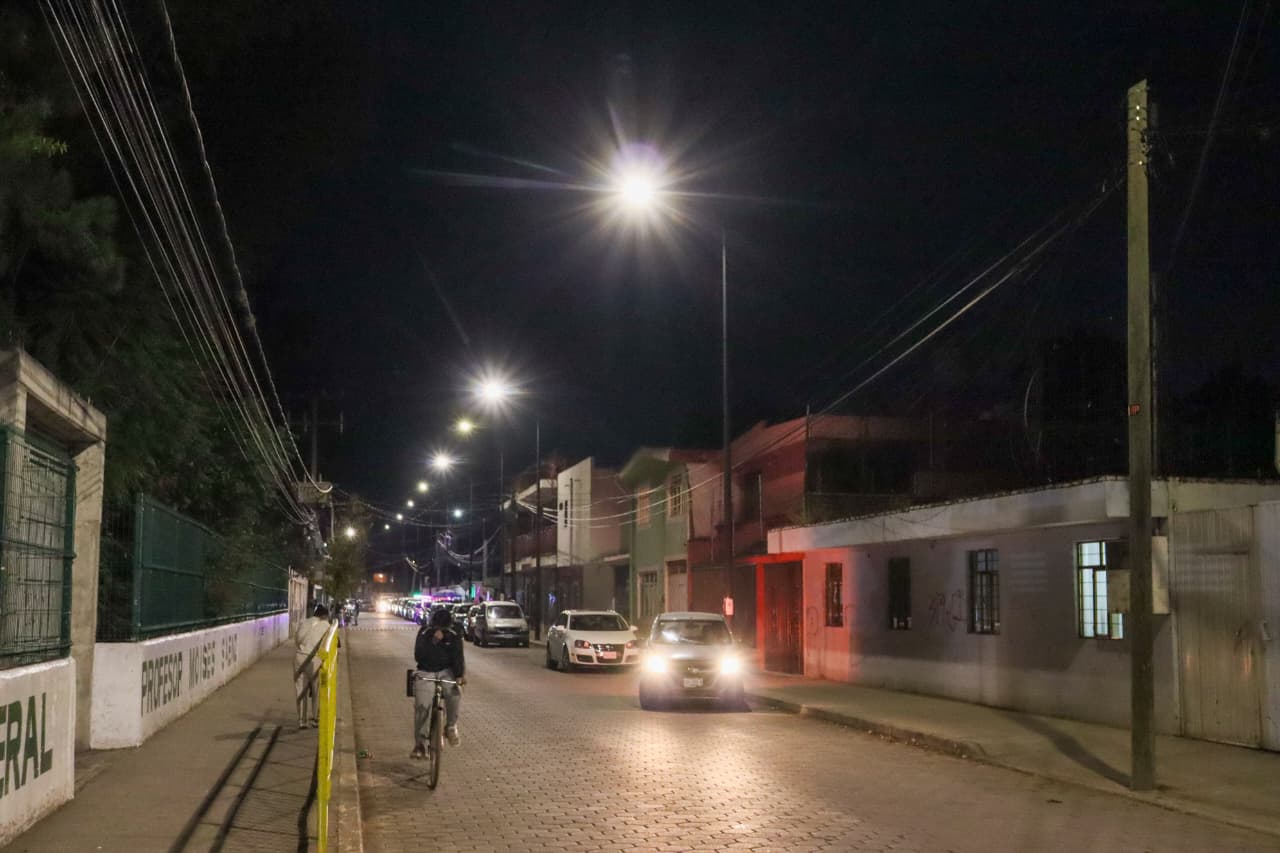 Iluminando Cholula avanza en San Cristóbal Tepontla