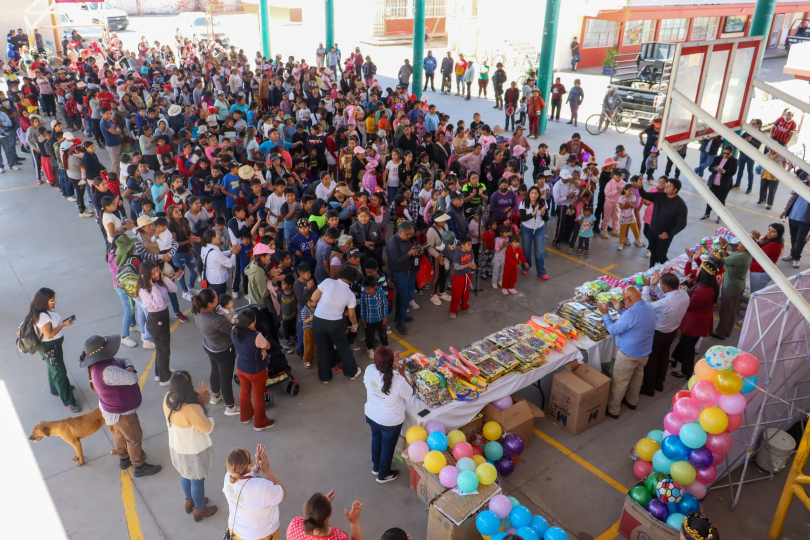 Tonantzin Fernández encabeza entrega de más de 30 mil juguetes en San Pedro Cholula