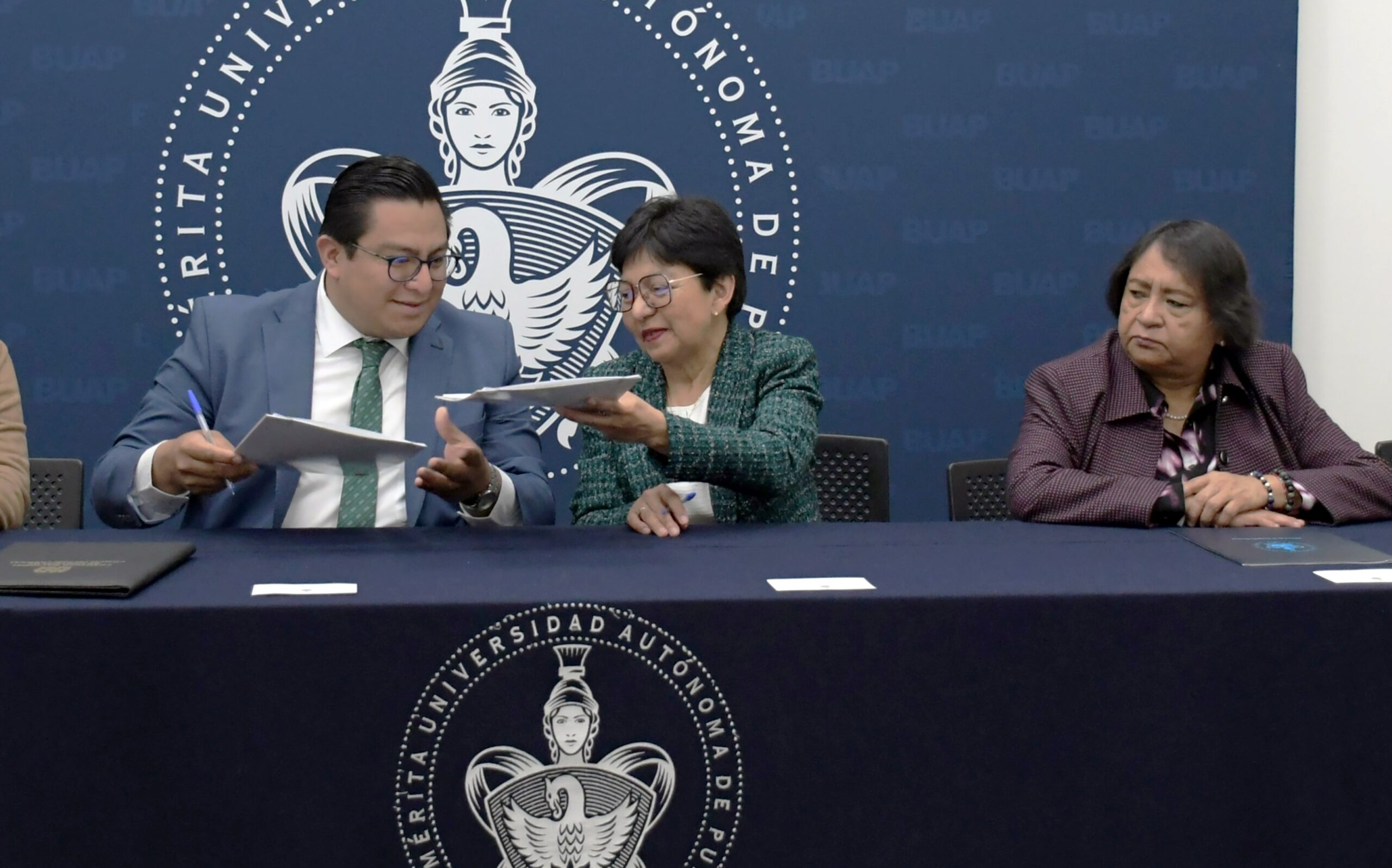 BUAP y Centro de Conciliación Laboral pactan alianza para prácticas y servicio social