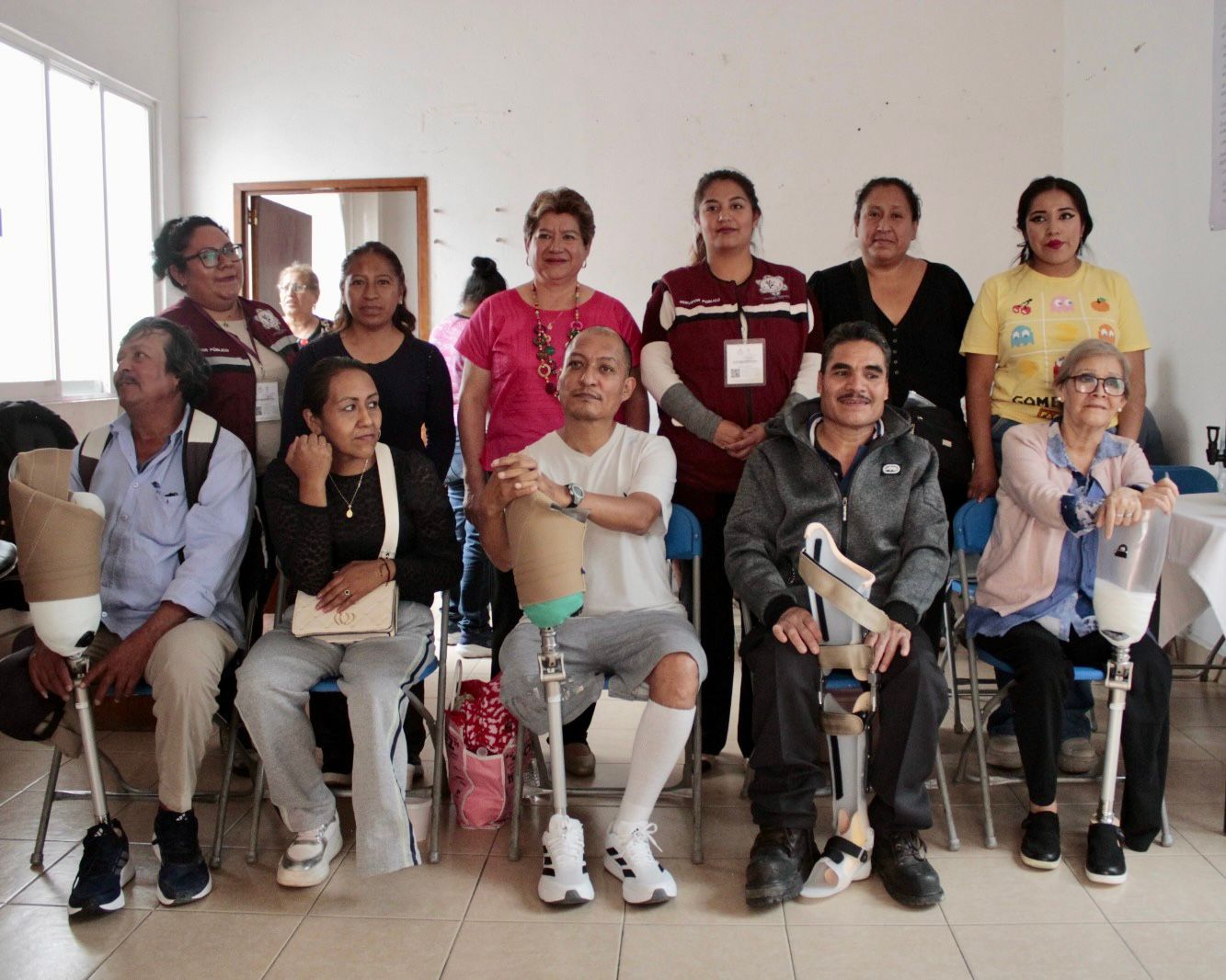 SEDIF entrega 33 prótesis a poblanos de 64 municipios