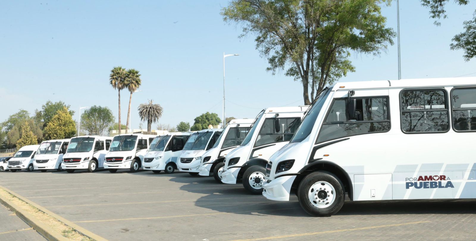 Armenta destina 11.8 mdp para renovar transporte público en Puebla
