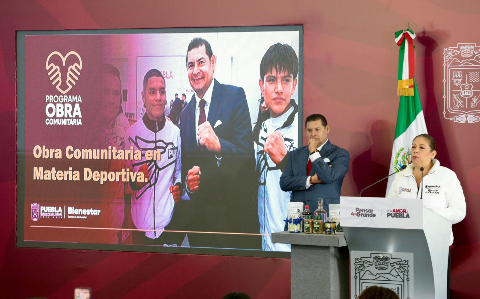 Obra comunitaria escala: 4,500 proyectos y mil mdp en impacto social para Puebla