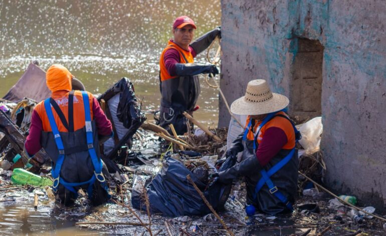 Contra lluvias, limpieza: intervienen Puente Negro para evitar riesgos