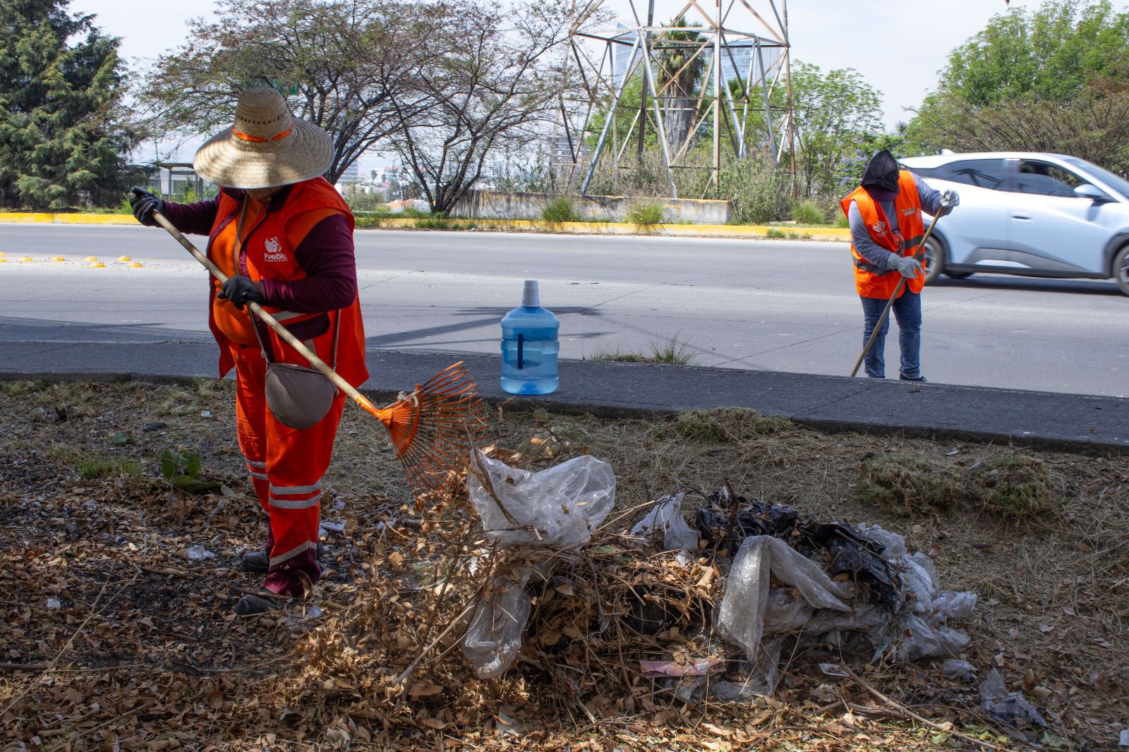 Chedraui mete orden en Municipio Libre: limpieza entra al sur con trabajo en calle