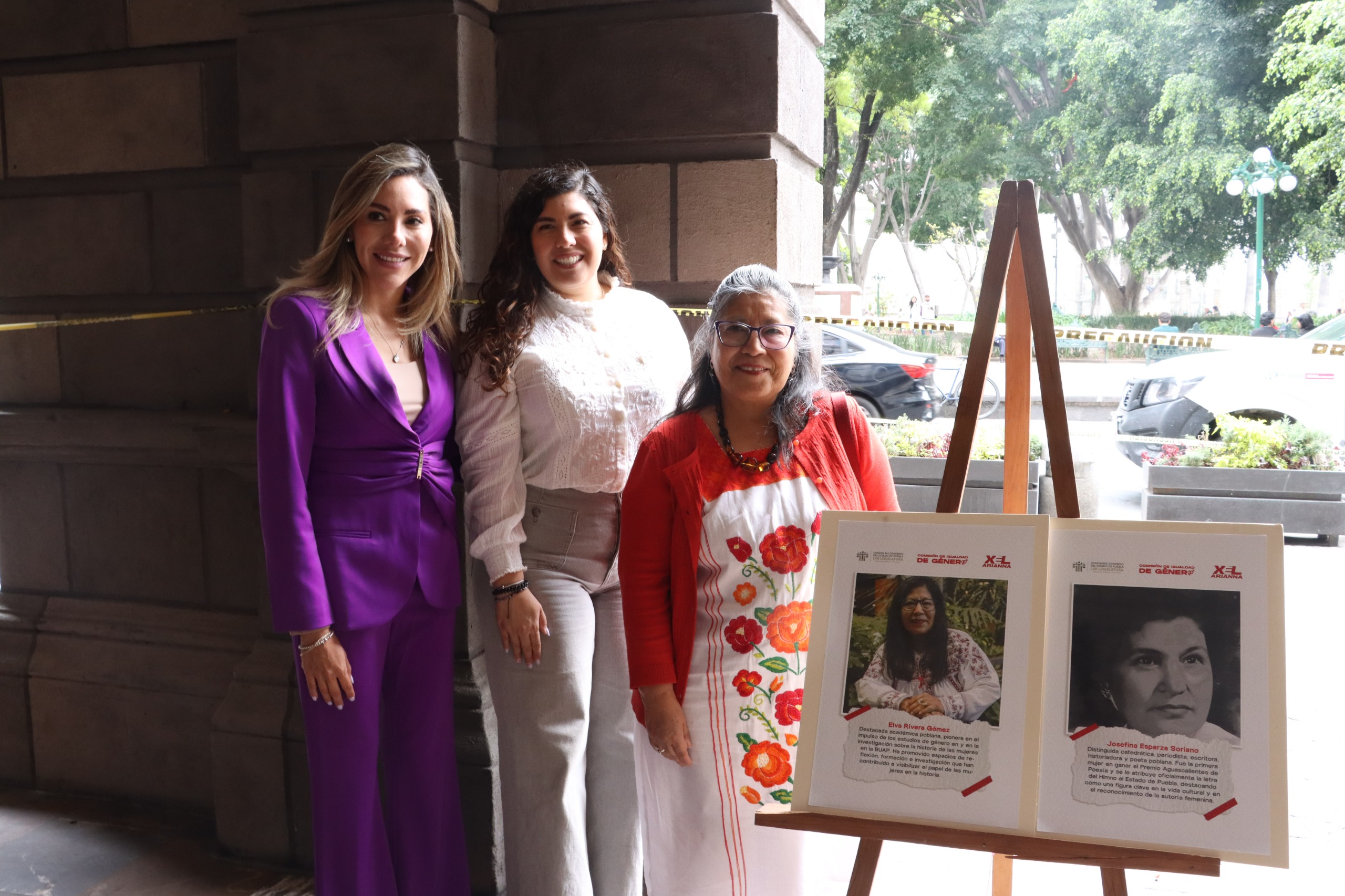 De los portales al Congreso: mujeres poblanas toman la palabra