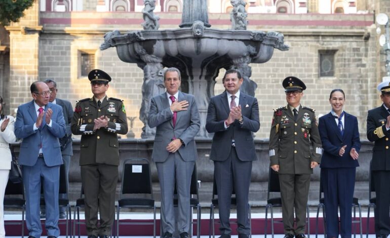 Encabezan Armenta y Chedraui ceremonia por aniversario 495 de Puebla