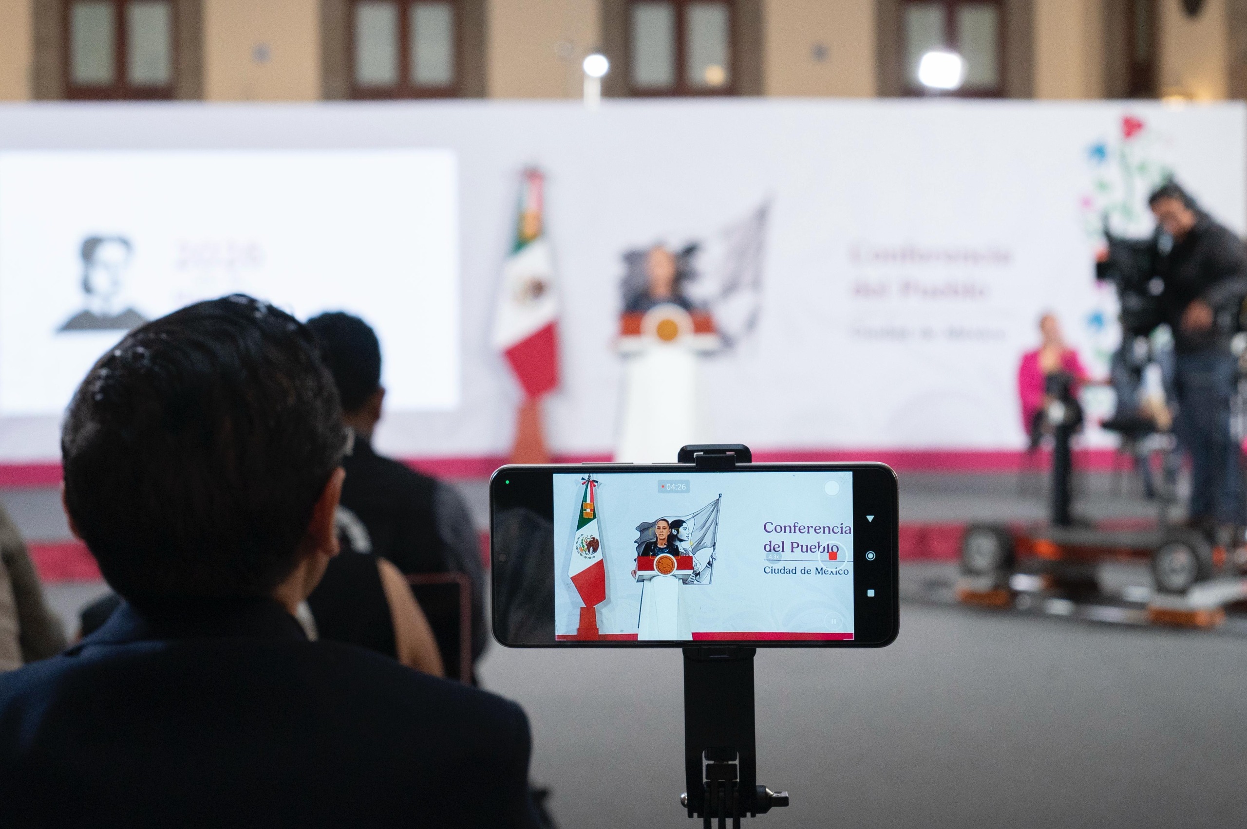 Farmacéuticas anuncian inversión histórica de 21 mil mdp en México; Sheinbaum apuesta por soberanía sanitaria