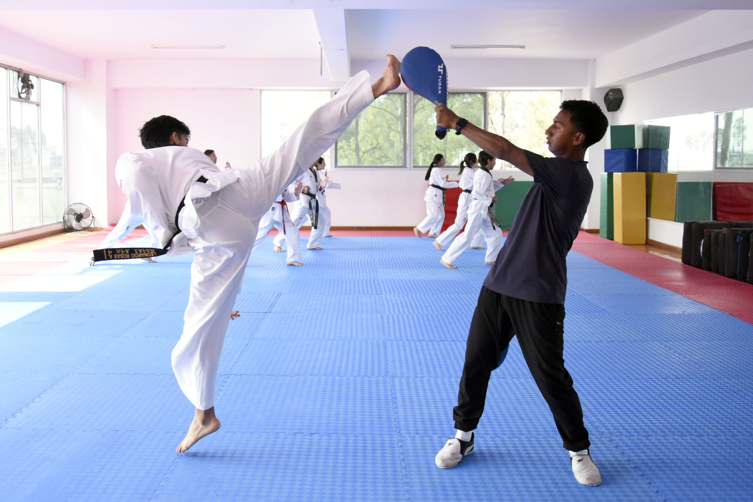 BUAP va por las patadas grandes en Olimpiada Nacional de Taekwondo
