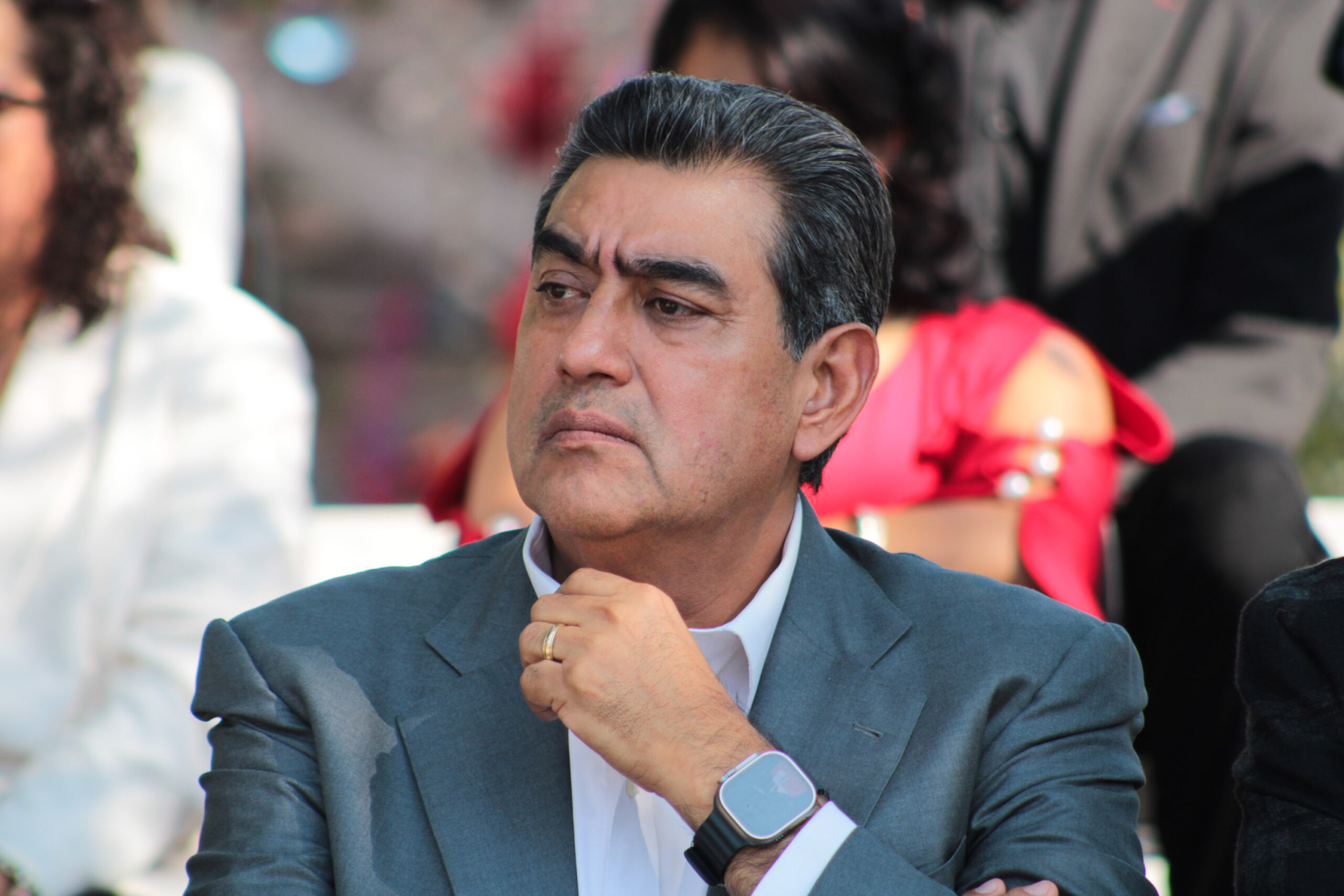 Sergio Salomón rompe el silencio y rechaza daño patrimonial en Salud