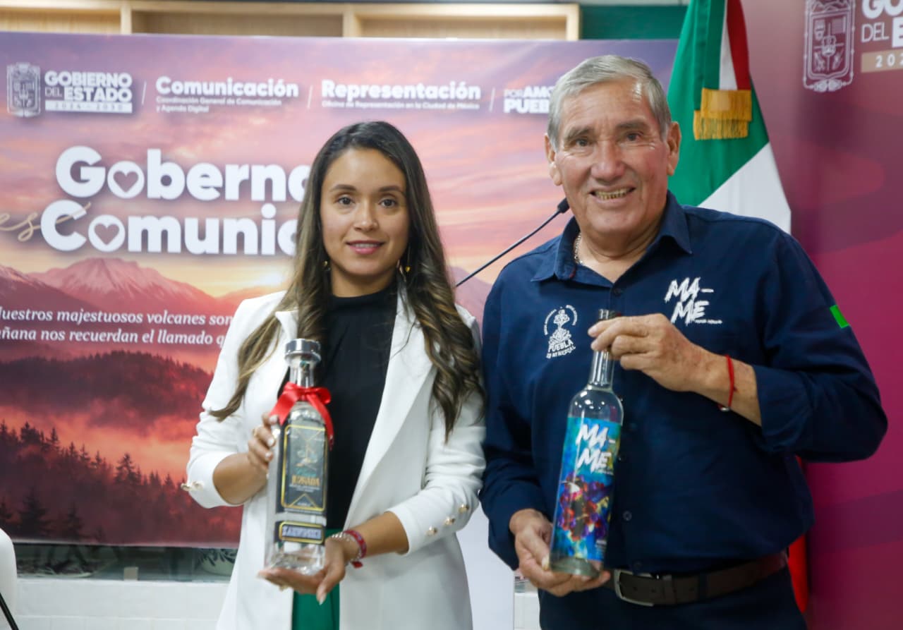 Puebla domina concurso nacional de mezcal y se lleva 91 de 112 medallas