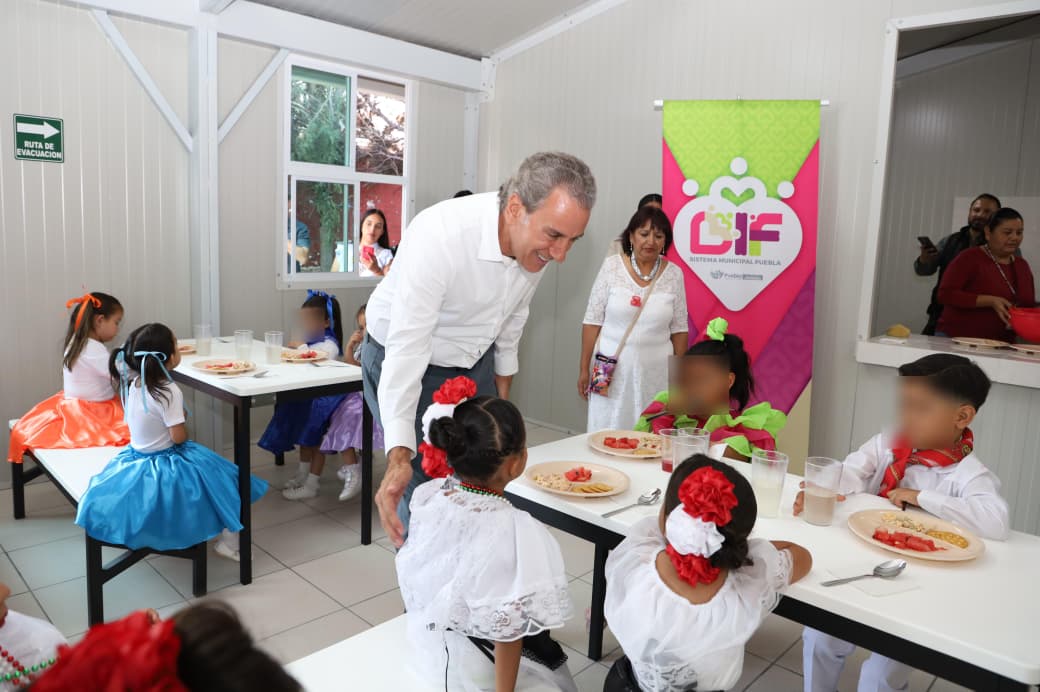 Del lunch frío al desayuno caliente: Puebla capital mete mano en las escuelas