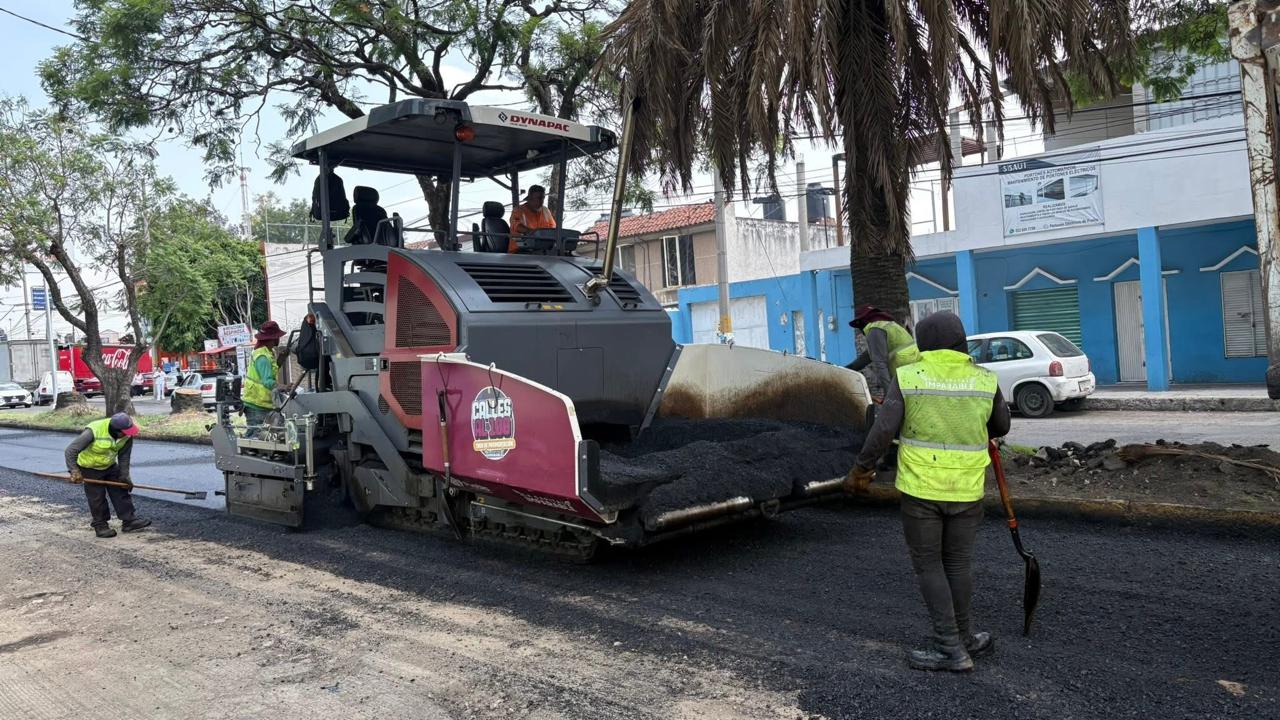Fortalece Pepe Chedraui vialidades con el Tren Capitalino de Pavimentación