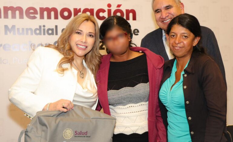 Auxiliares auditivos cambian la vida de niñas y niños con Síndrome de Treacher Collins en Puebla