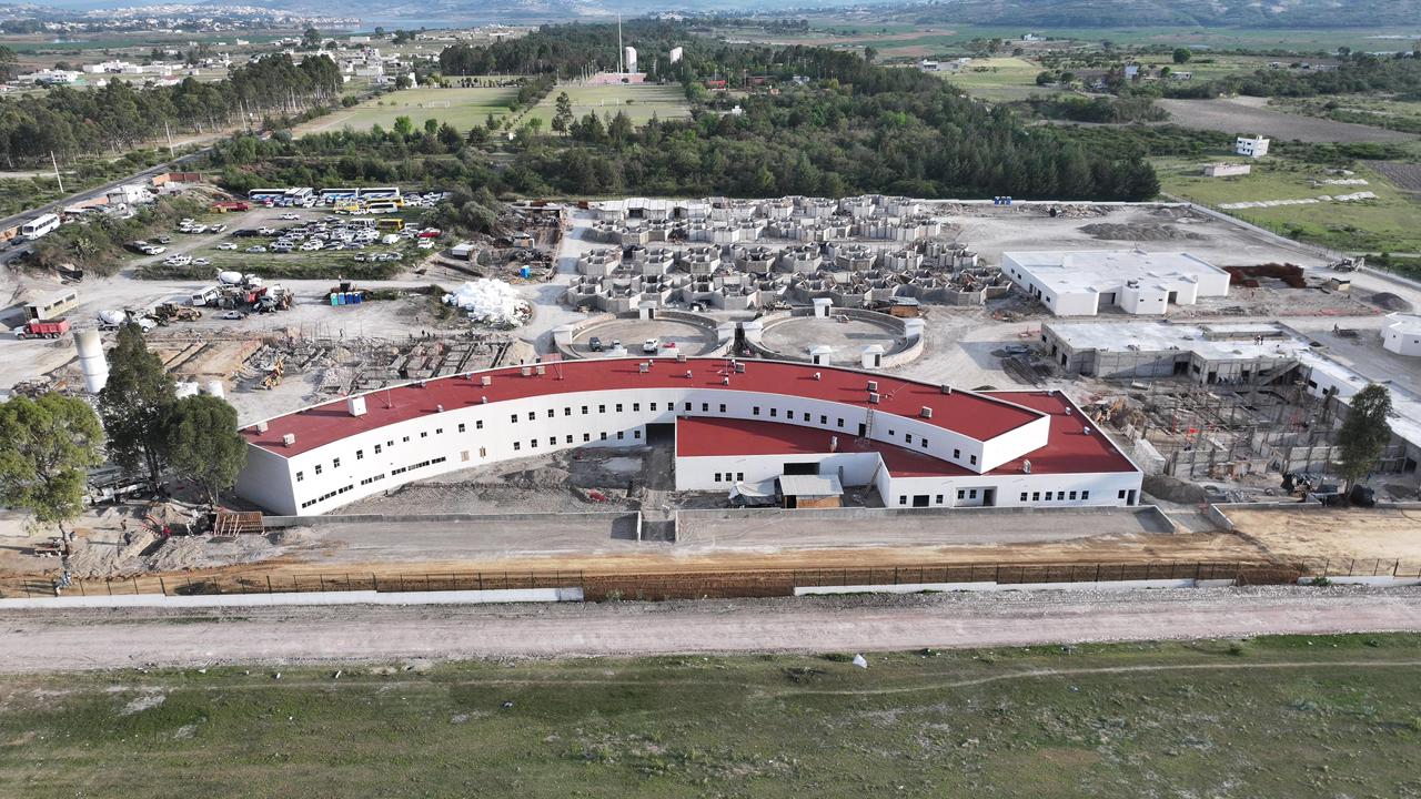 Armenta supervisa refugio animal con capacidad para más de 800 seres sintientes