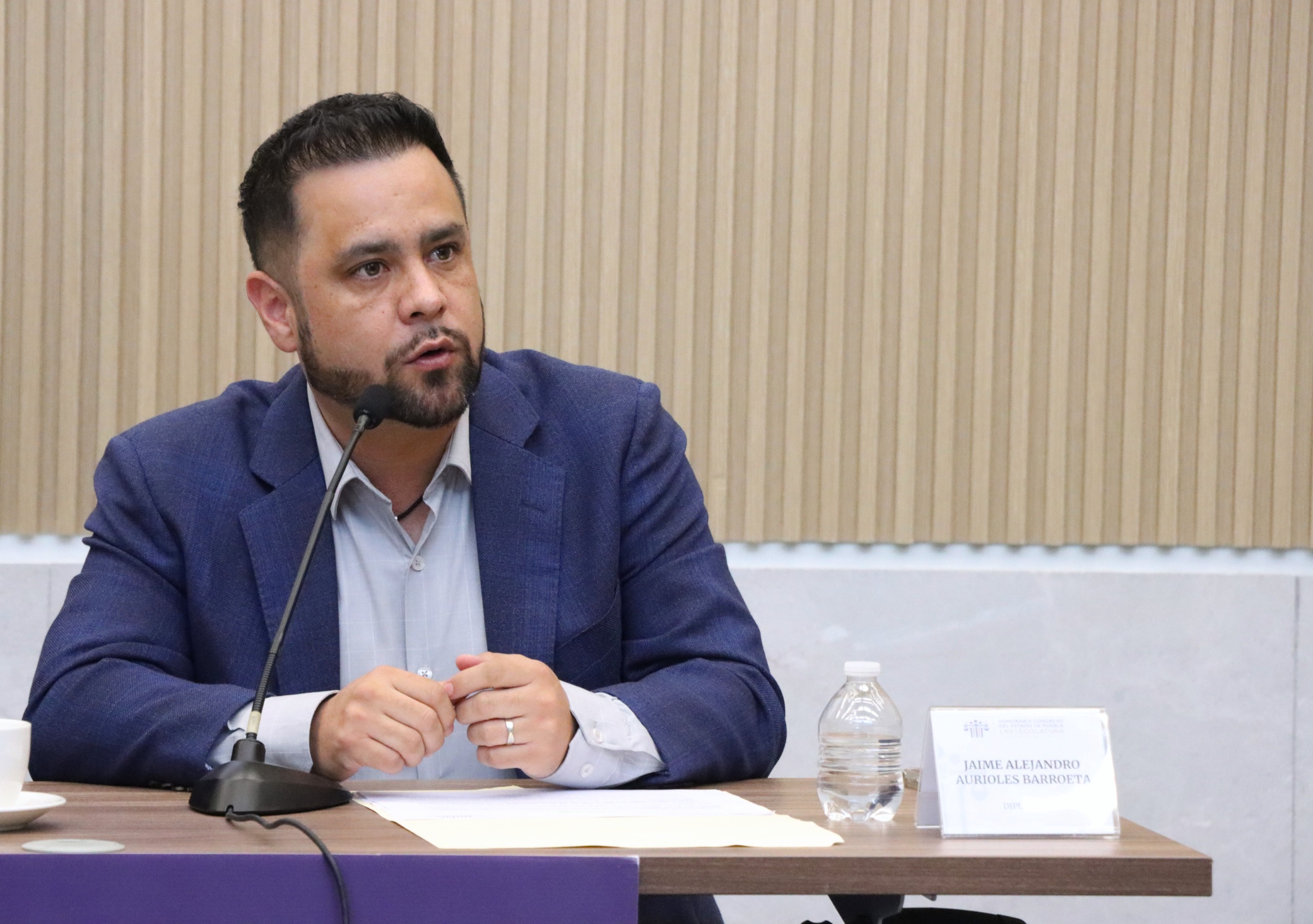Congreso endurece castigos por inducir a menores al consumo de vapeadores y drogas sintéticas