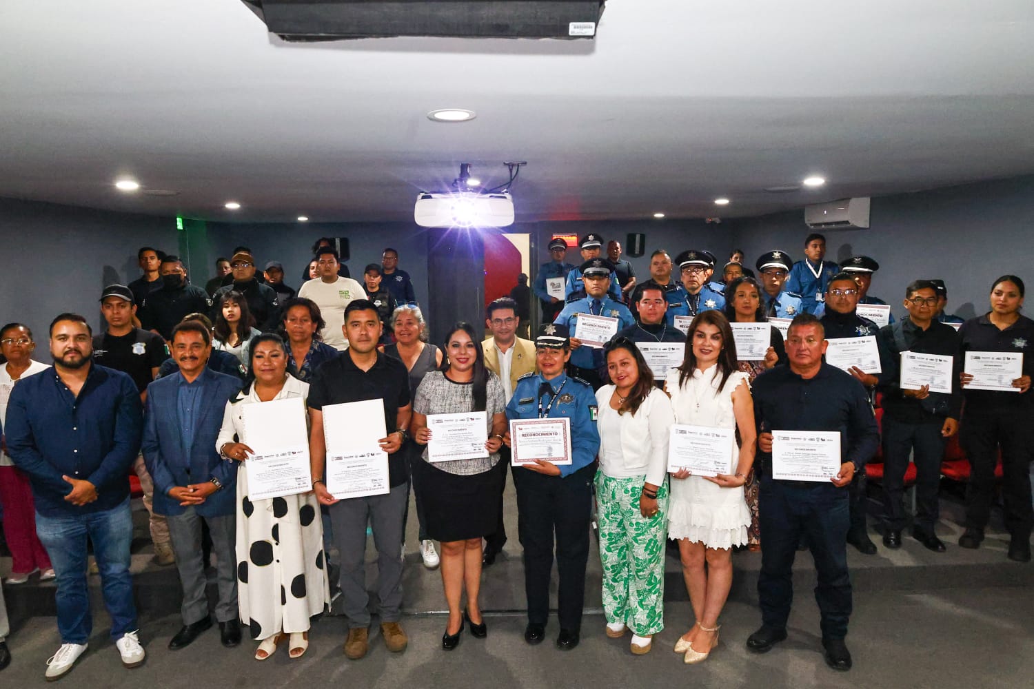 Cholula apuesta por policías turísticos bilingües y de proximidad