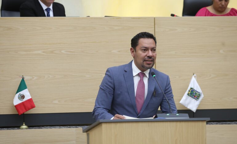 Propone Andrés Villegas que policías en Puebla porten cámaras corporales durante sus funciones