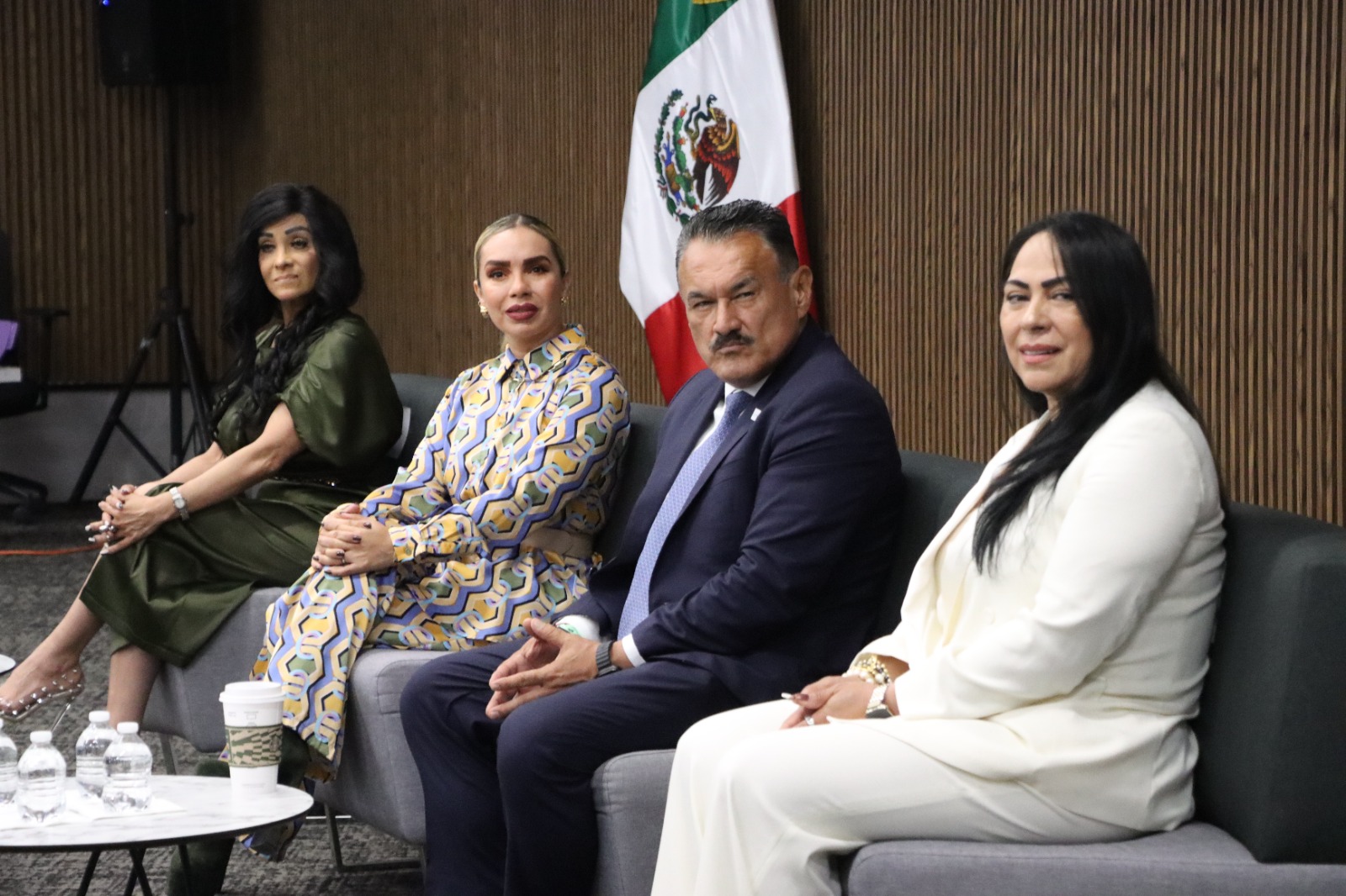Congreso reconoce labor social del presidente de Cáritas Puebla