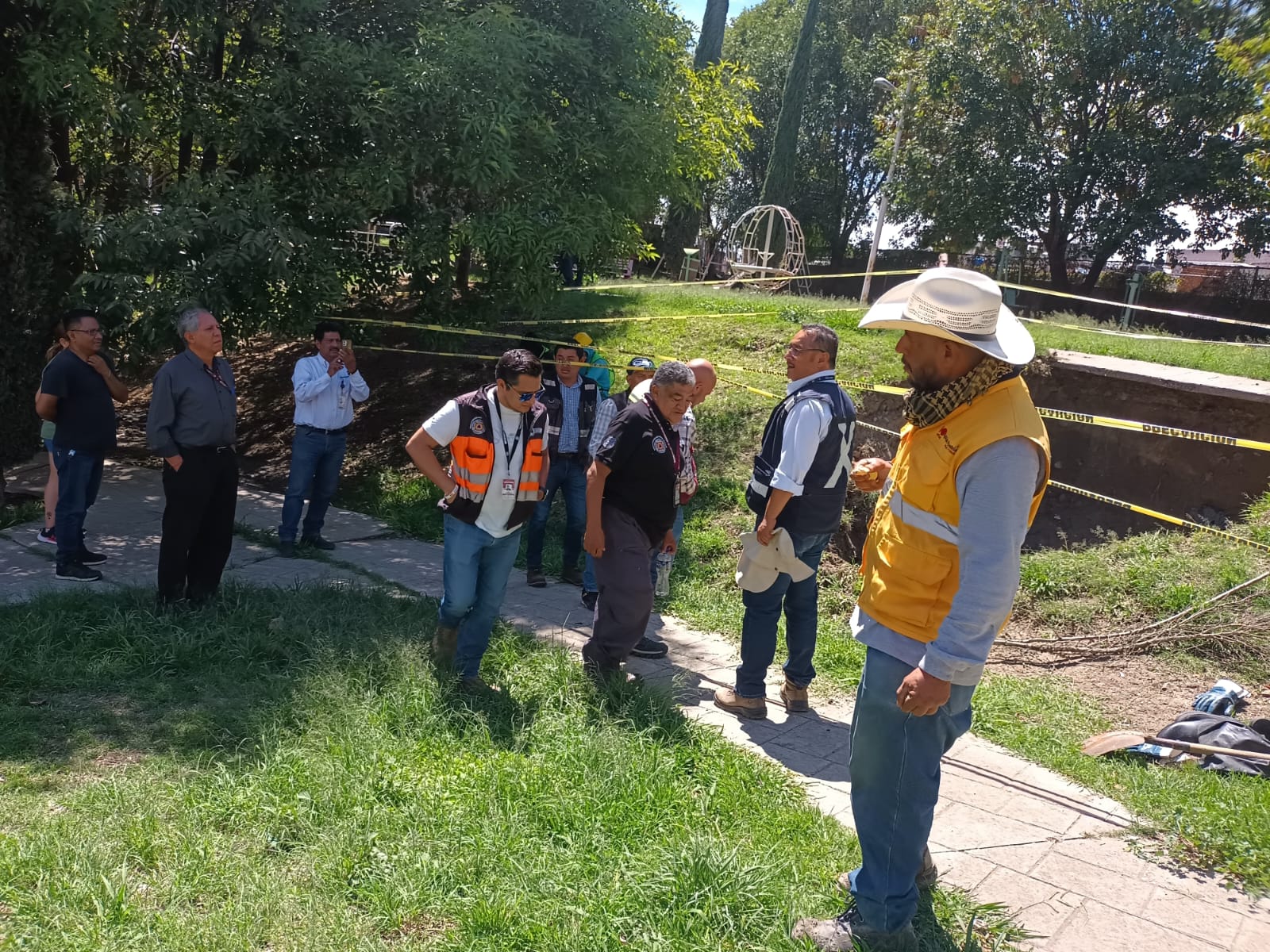 Hundimientos en Santa Lucía 3 y El Carmen activan brigadas de Agua de Puebla