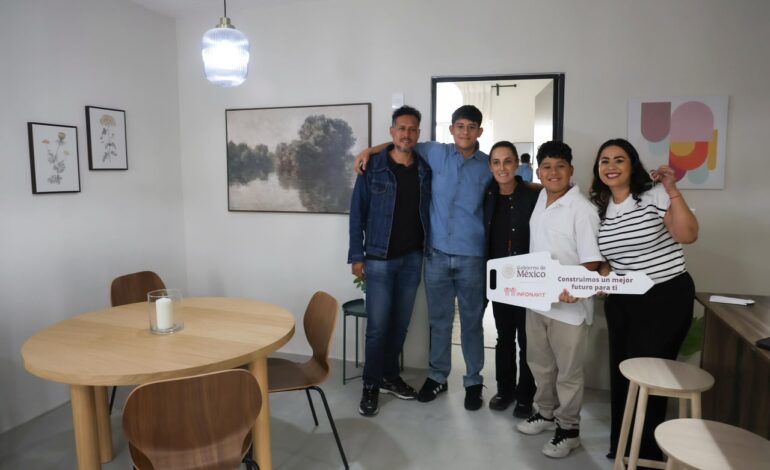 Sheinbaum entrega primeras Viviendas para el Bienestar en Michoacán; meta nacional es construir 1.8 millones