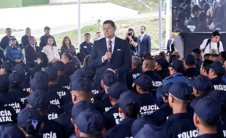 Cambiarán mandos navales en siete municipios; Armenta acota papel del Estado en seguridad local
