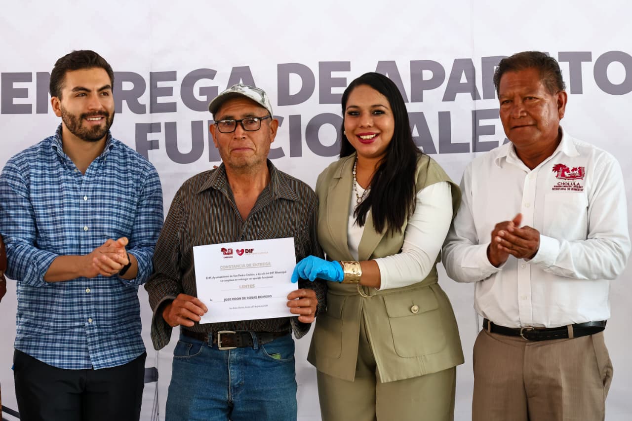 Tonantzin Fernández encabeza jornada de atención ciudadana en San Pedro Cholula