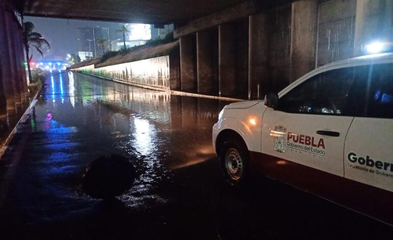 Lluvias fuertes y granizo activan monitoreo de Protección Civil en municipios de Puebla