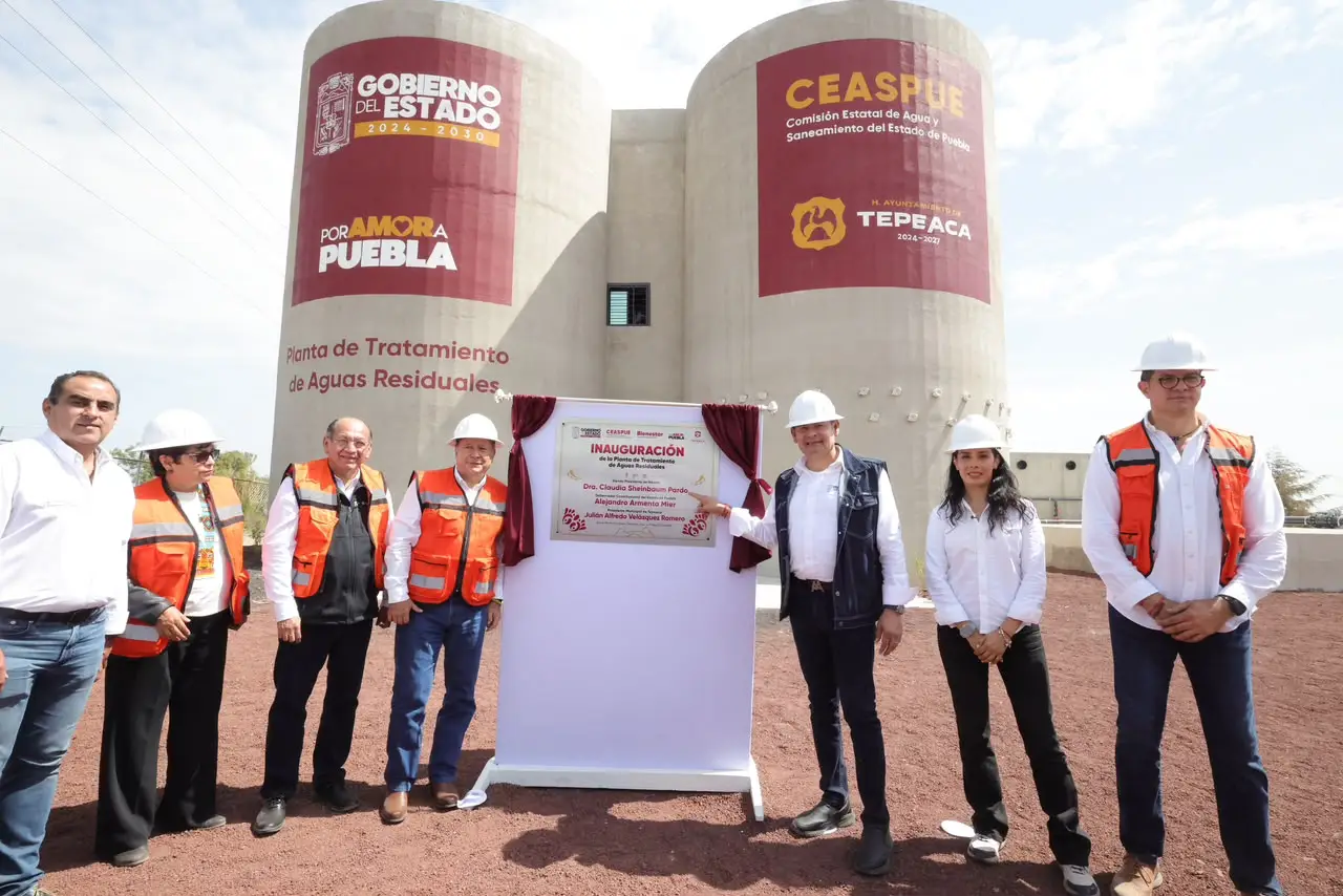 Armenta inaugura planta de tratamiento en Tepeaca; reutilizarán agua para el campo