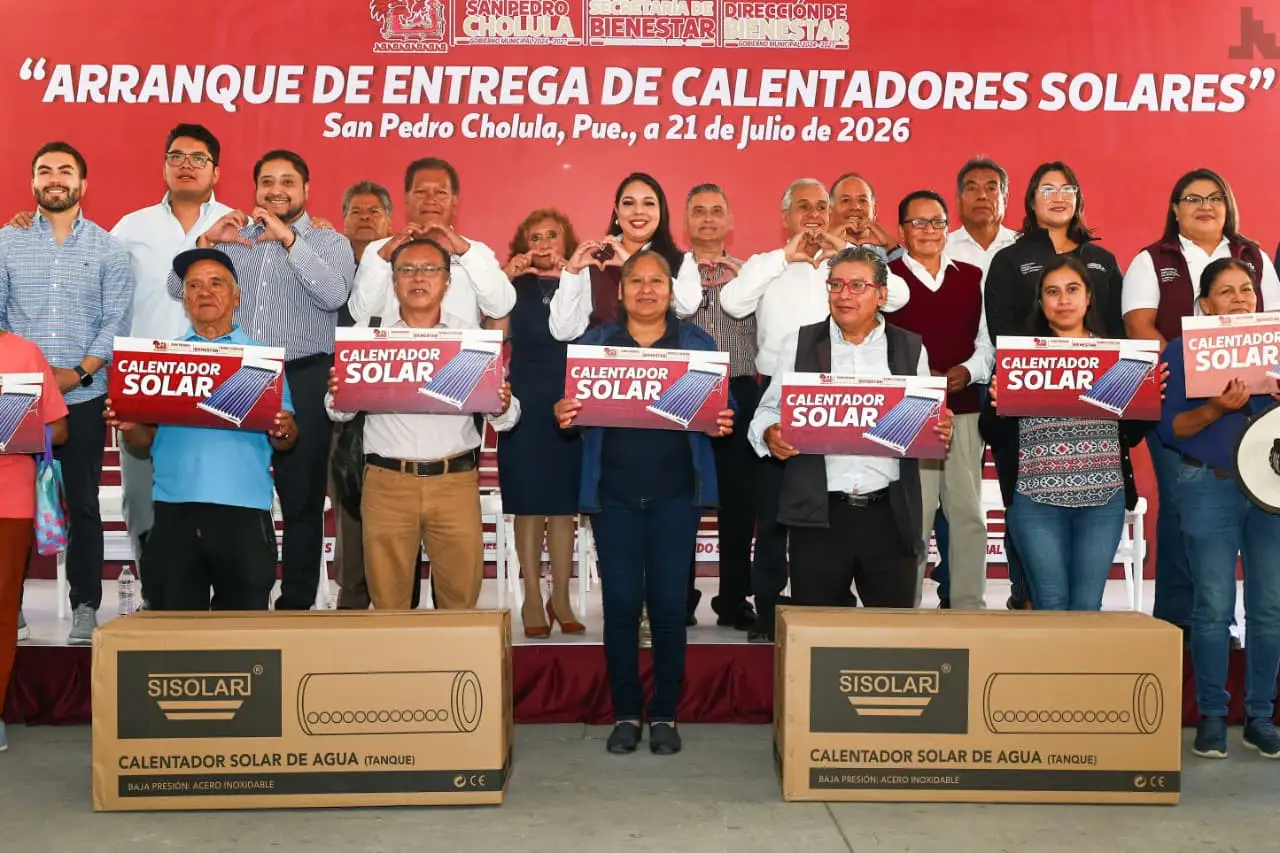 Tonantzin entrega 2 mil calentadores solares y beneficia a más de 10 mil cholultecas