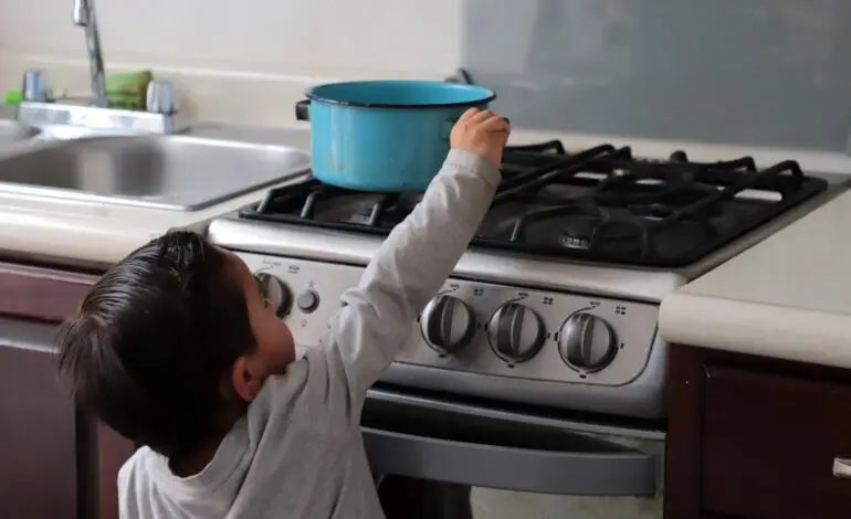 Vacaciones en casa: Puebla emite recomendaciones para prevenir accidentes en niñas y niños