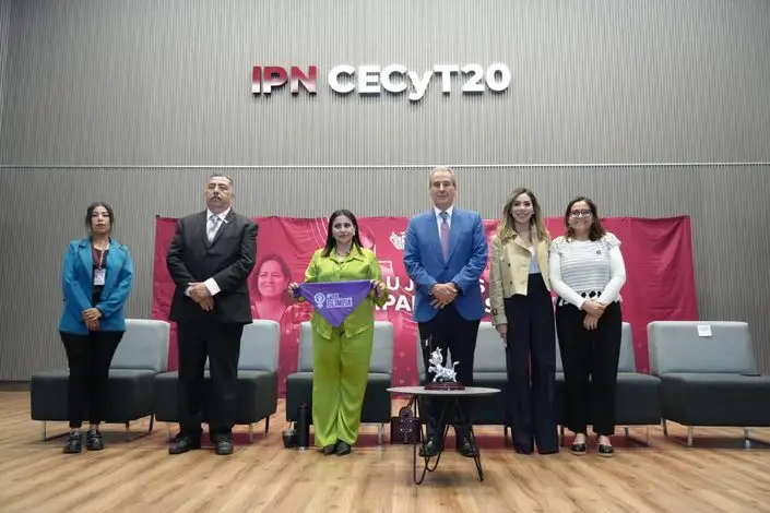 Pepe Chedraui lleva la estrategia de prevención de la violencia digital entre juventudes a universidades