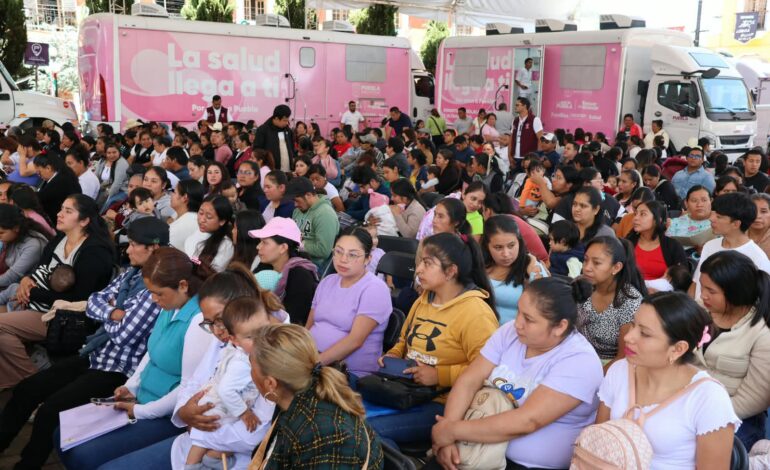 SEDIF lleva mil 629 canastas y servicios médicos a familias de Tlatlauquitepec