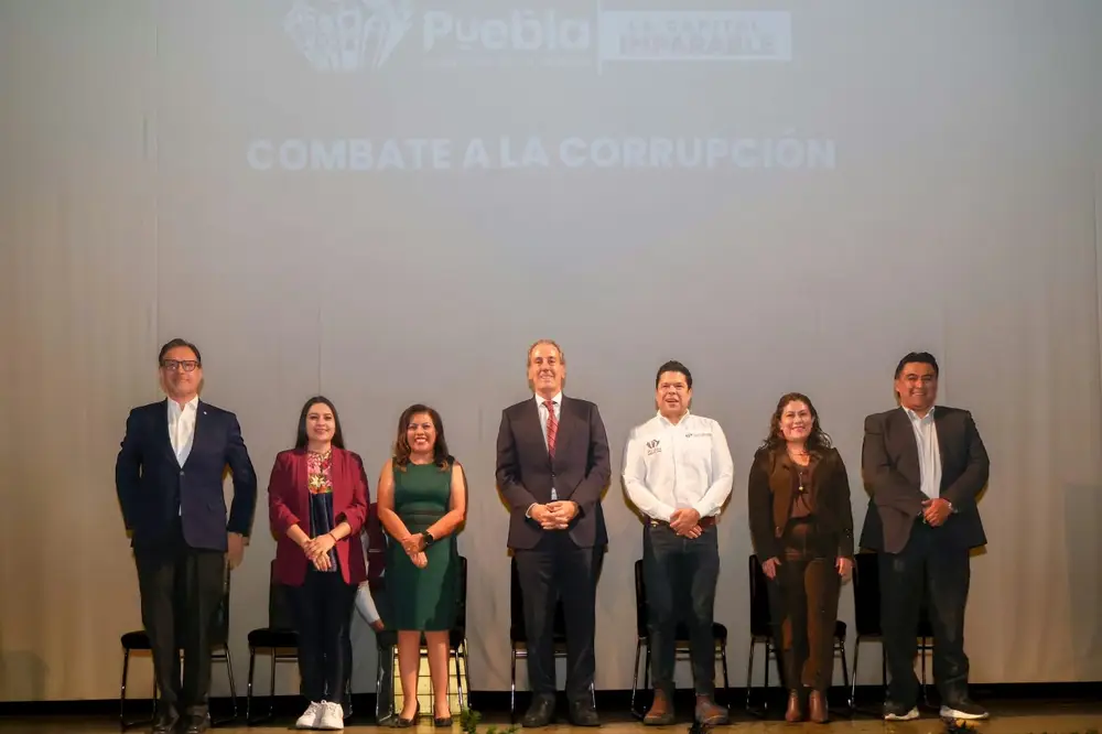 Puebla capacita a 13 mil funcionarios contra la corrupción; 41% de ciudadanos dice haberla padecido