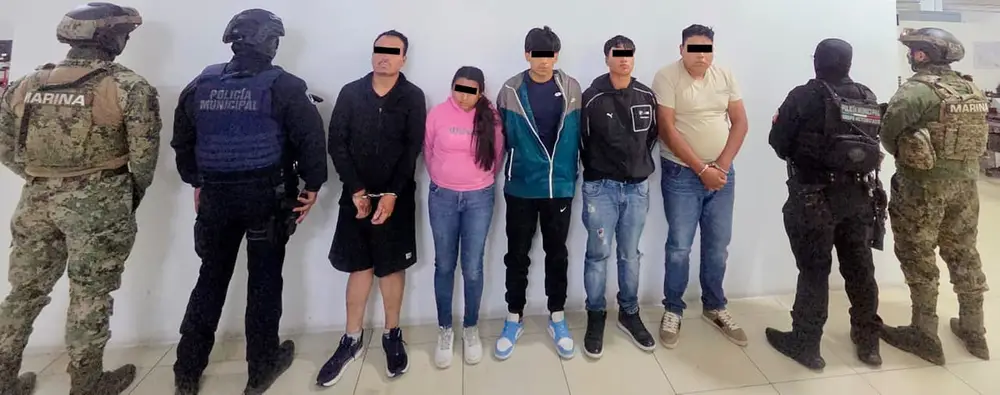 Autos fantasma, drogas y armas: caen seis presuntos integrantes de célula criminal en Texmelucan