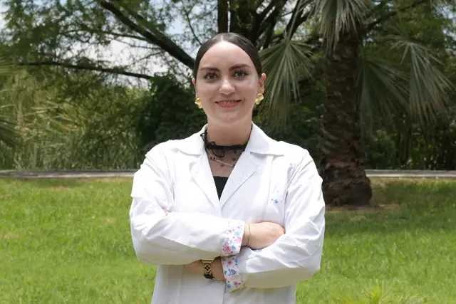 De la zanahoria al laboratorio: alumna de la BUAP crea protector solar en nanopolvo