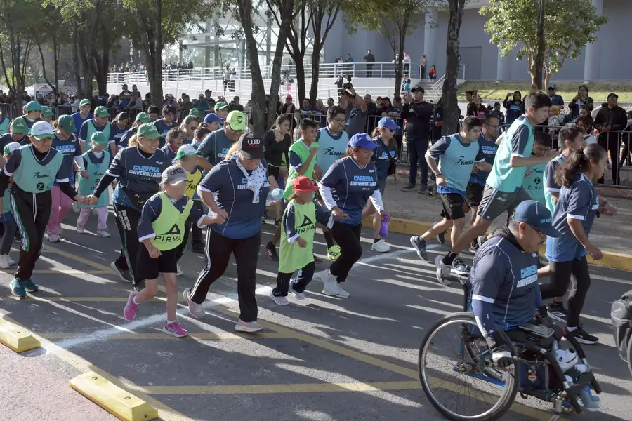 Más de 30 mil corredores toman Ciudad Universitaria en la Carrera BUAP 2026