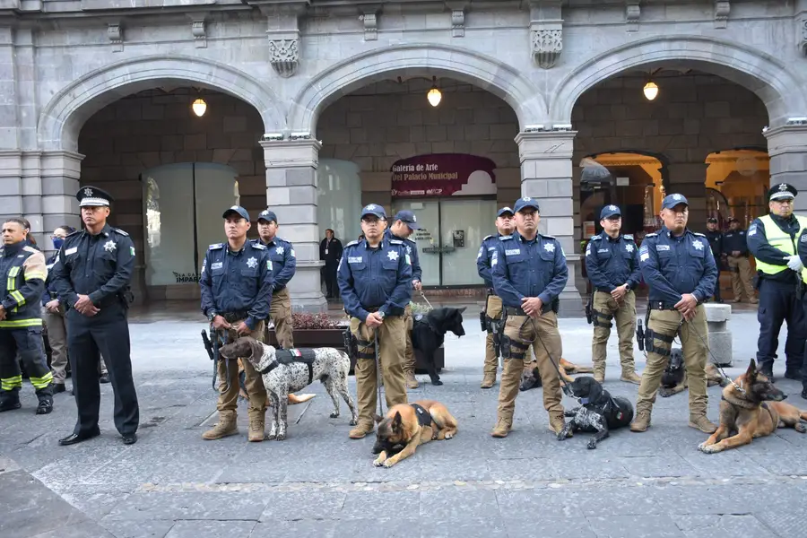 Más de mil policías y 35 arcos de seguridad vigilarán el Grito en Puebla