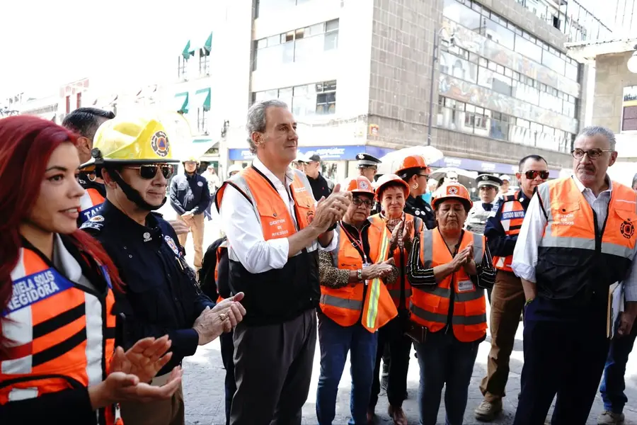 Evacúan a más de 4 mil personas durante simulacro en Puebla capital