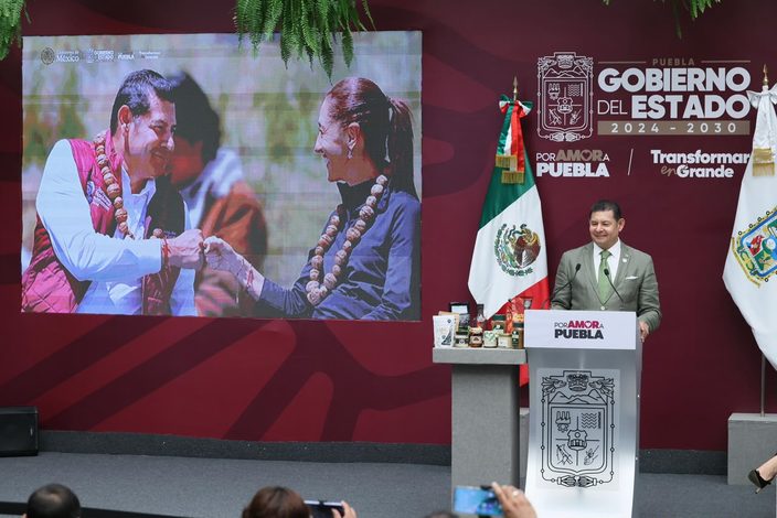 Armenta evita entrar a la carrera por Puebla capital rumbo a 2027