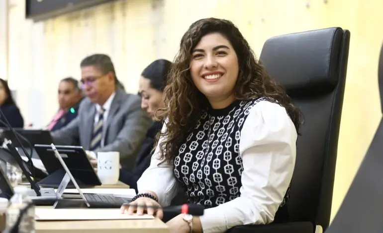 Xel Hernández propone medidas inmediatas contra violencia vicaria en Puebla
