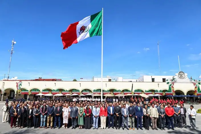 Tonantzin Fernández reivindica soberanía nacional durante ceremonia por la Independencia